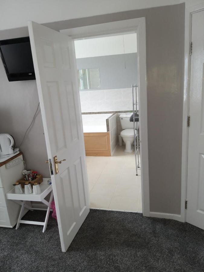 Wyngate Guest House Great Meols ภายนอก รูปภาพ