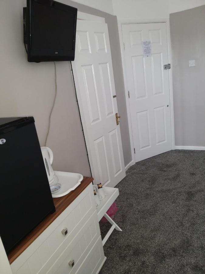 Wyngate Guest House Great Meols ภายนอก รูปภาพ