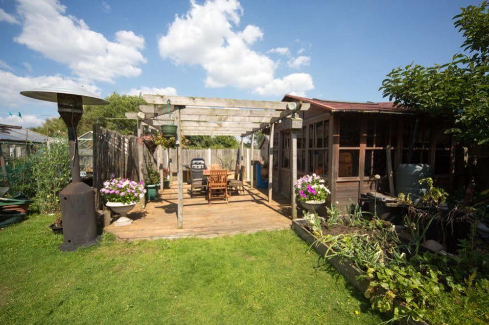 Wyngate Guest House Great Meols ภายนอก รูปภาพ